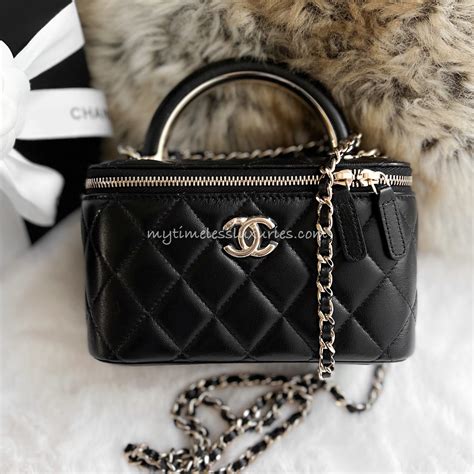 chanel vanity case真偽|Chanel vanity case styles.